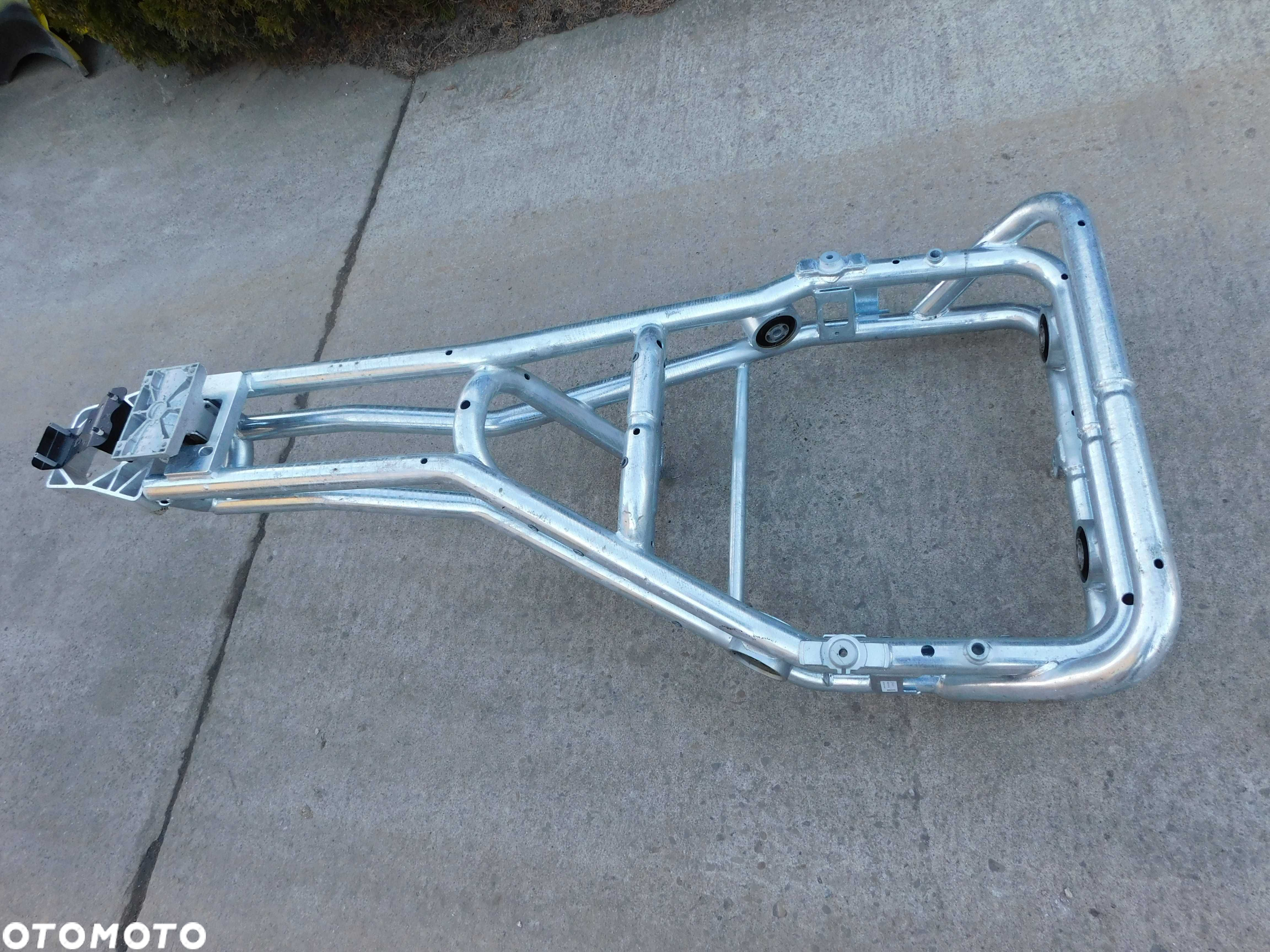 Mercedes EQC N293 W293 rama stelaż sanki silnika IDEALNE - 4
