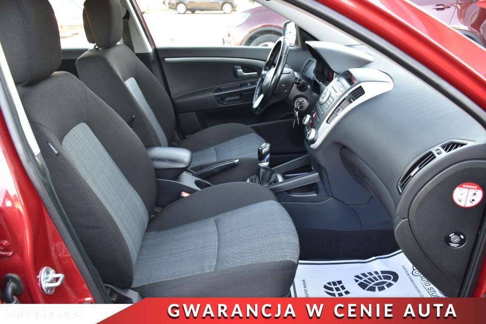 Kia Ceed Cee'd 1.6 Comfort + - 6