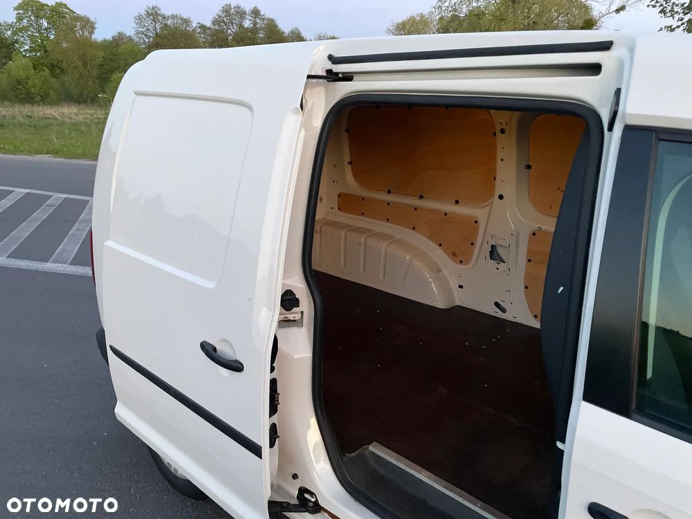 Volkswagen Caddy - 15