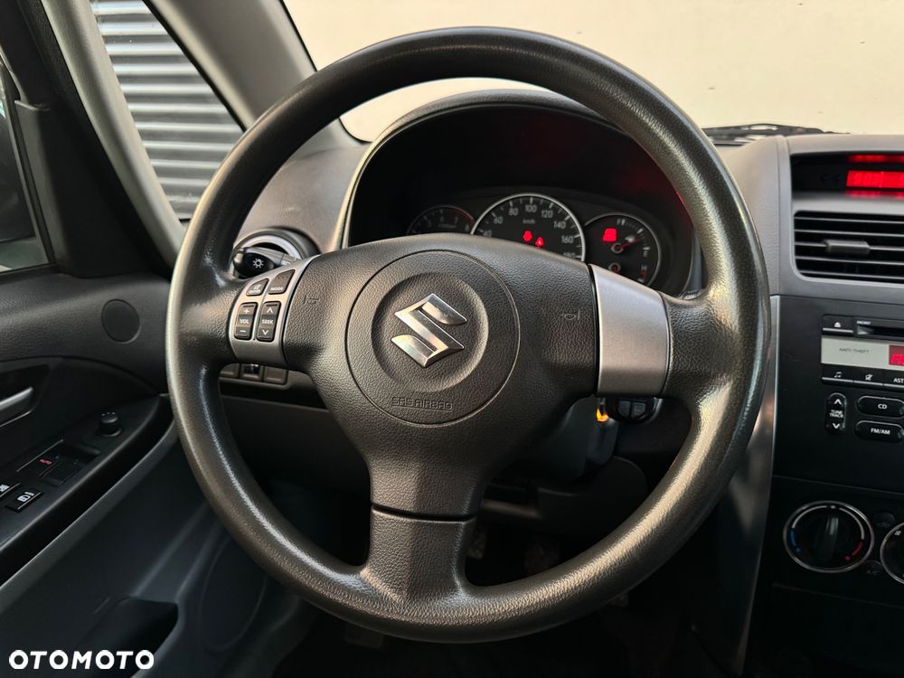 Suzuki SX4 1.6 VVT 4x2 Comfort - 10