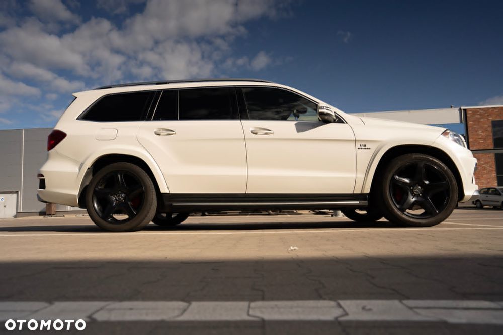 Mercedes-Benz GL - 14