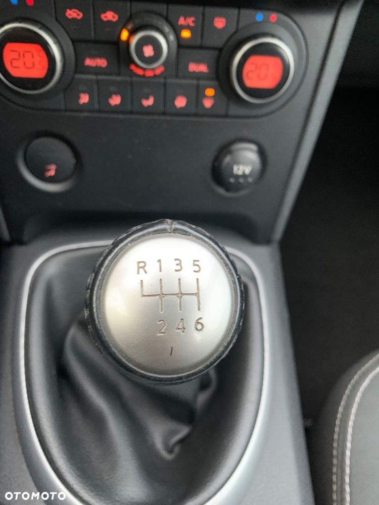 Nissan Qashqai 2.0 acenta - 16