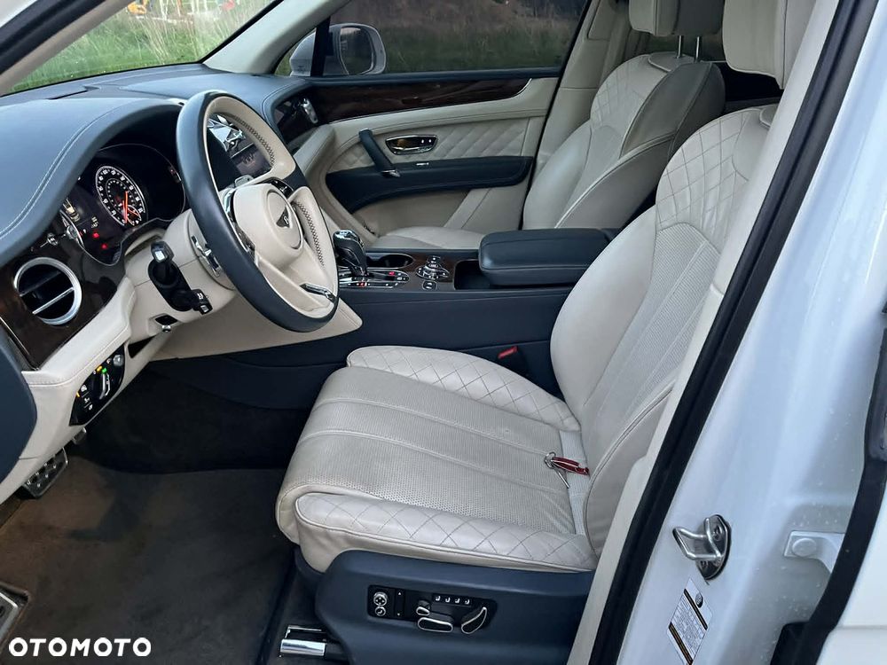 Bentley Bentayga W12 First Edition - 10