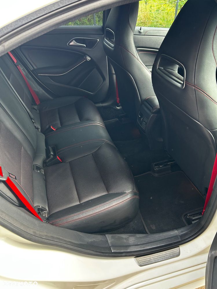 Mercedes-Benz CLA 250 4-Matic Sport - 20