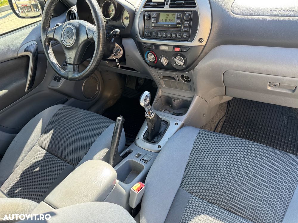 Toyota RAV4 D-4D 4x4 Executive - 9