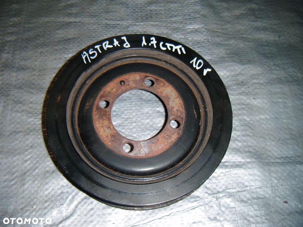 opel  astra J 1.7 cdti koło pasowe  898039173 0 - 1