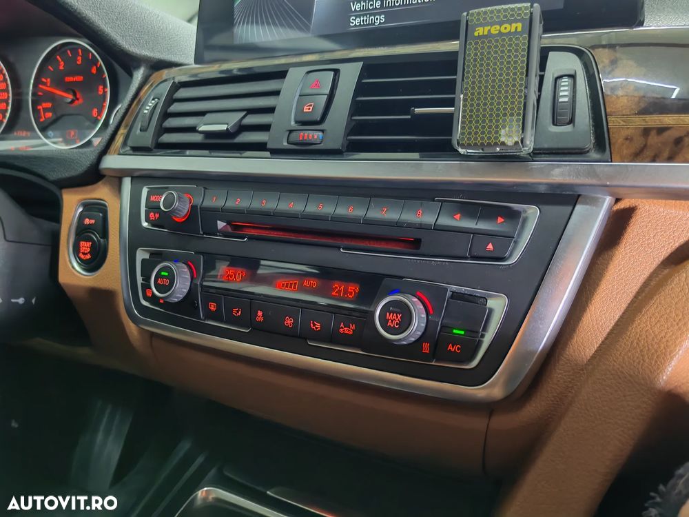 BMW Seria 3 320d Sport-Aut. Blue Performance Luxury Line - 28