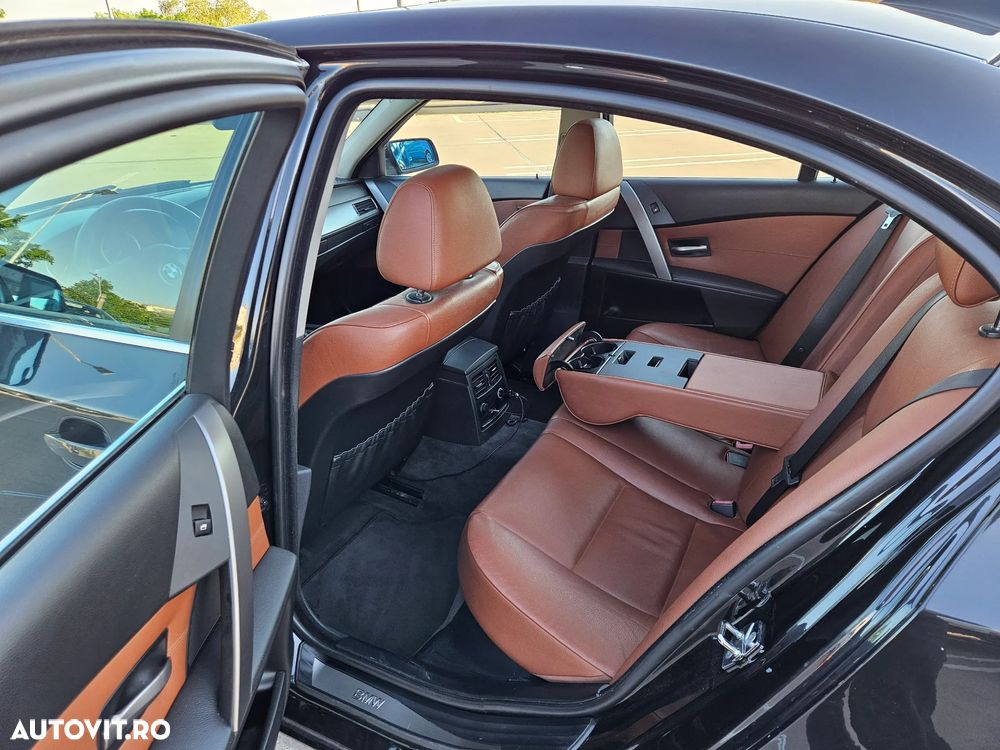 BMW Seria 5 520d - 7
