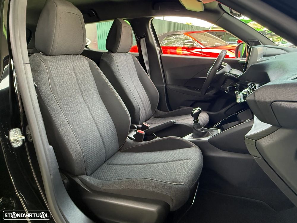 Peugeot 2008 1.2 Style - 23