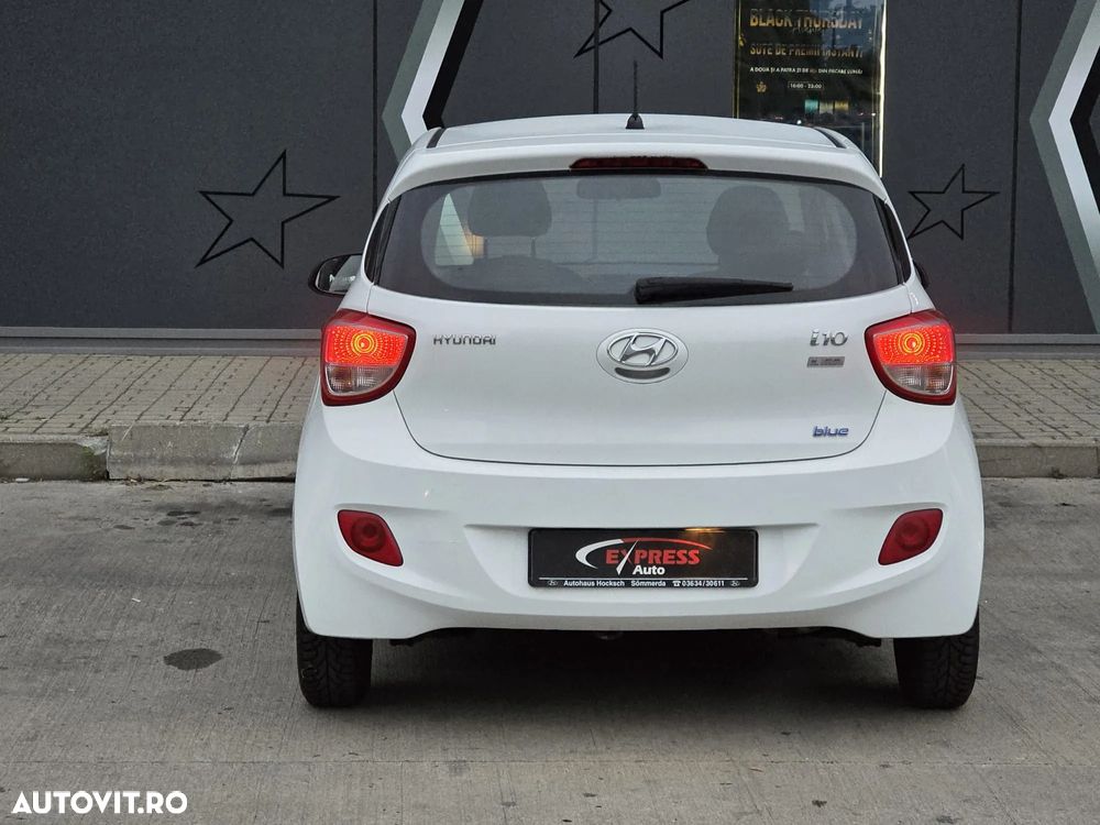 Hyundai i10 1.0 Blue - 12