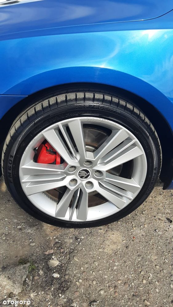 Skoda Octavia 2.0 TDI RS - 31