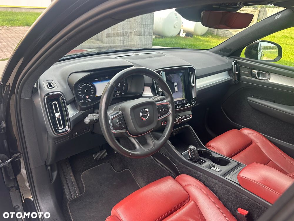 Volvo XC 40 - 9