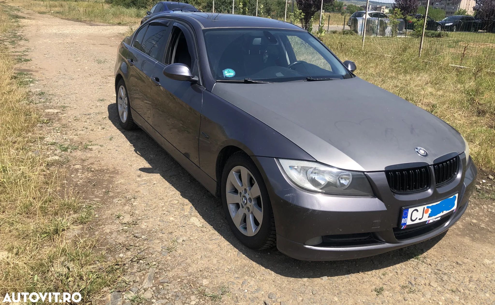 BMW Seria 3 320d DPF - 1