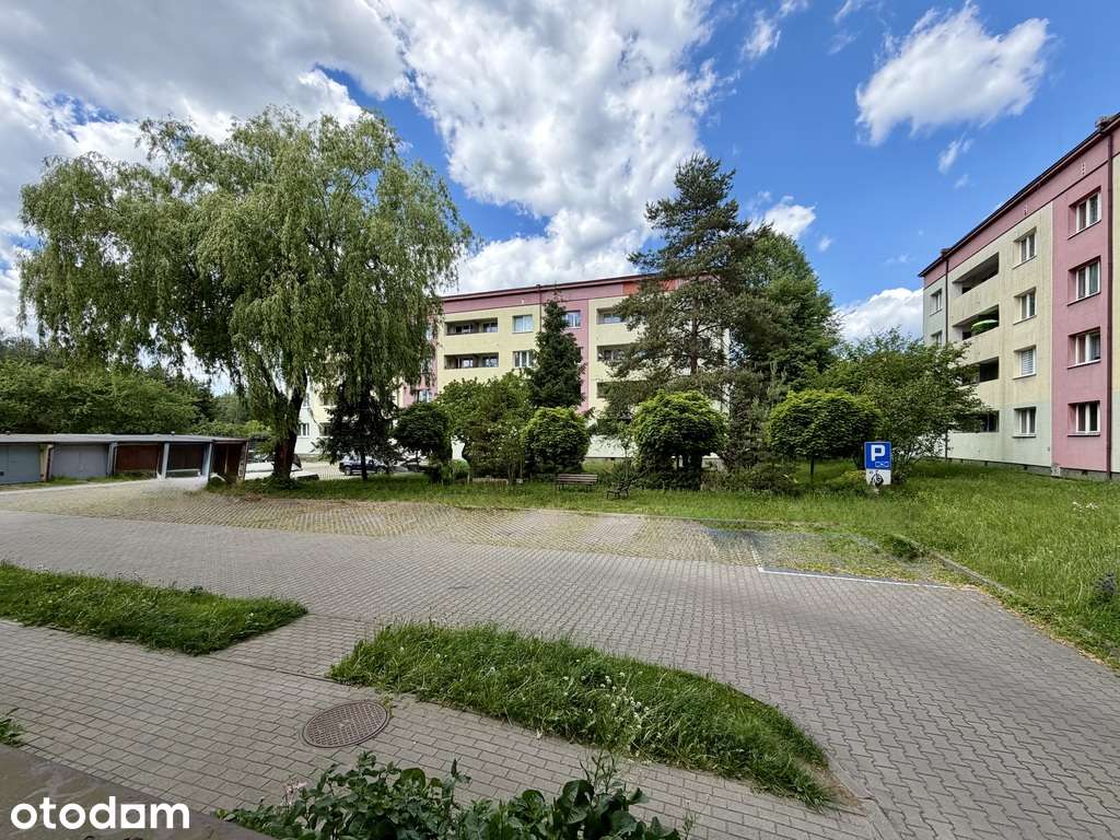 Przestronne 3M z balkonem w ZIELONEJ OKOLICY !