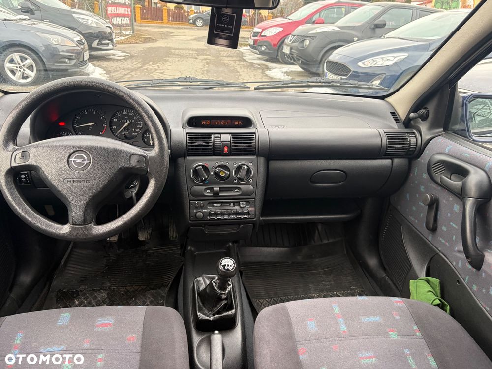 Opel Corsa 1.2 City 16v - 26