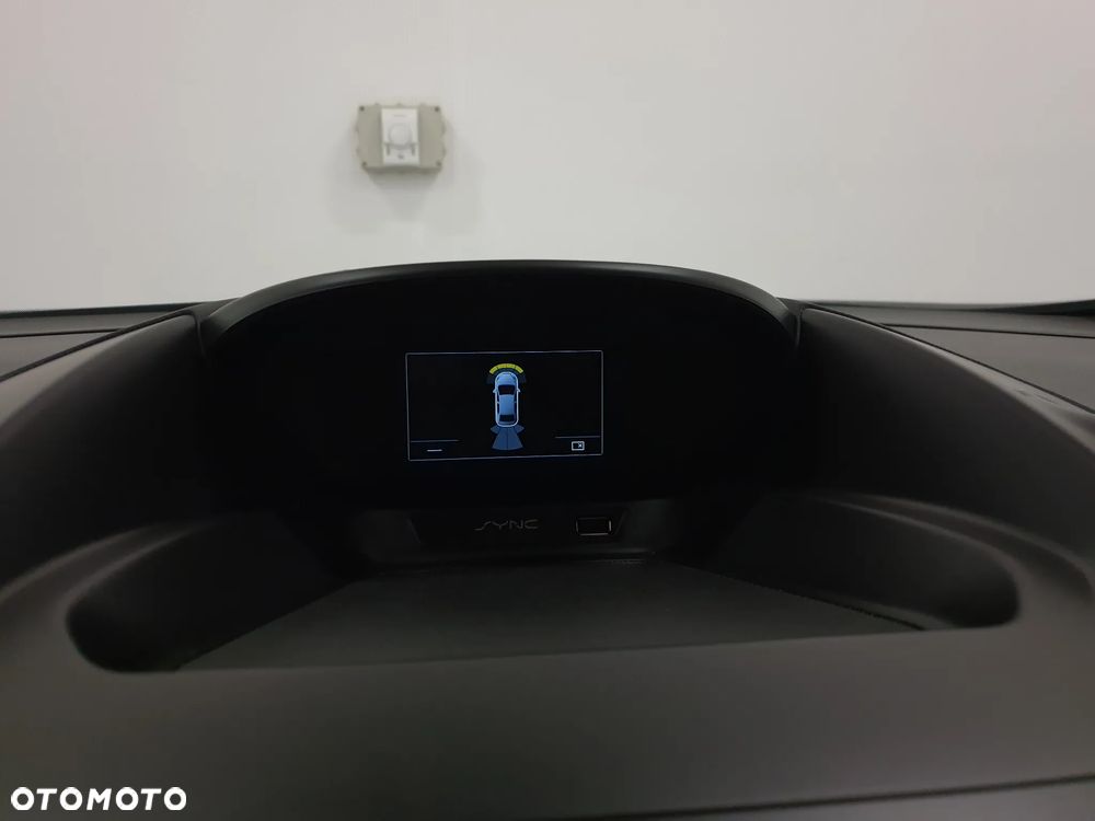 Ford C-MAX - 18
