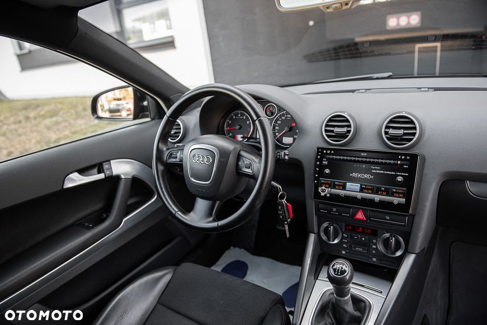 Audi A3 3-drzwiowe 1.6 S Line Sportpaket plus - 26