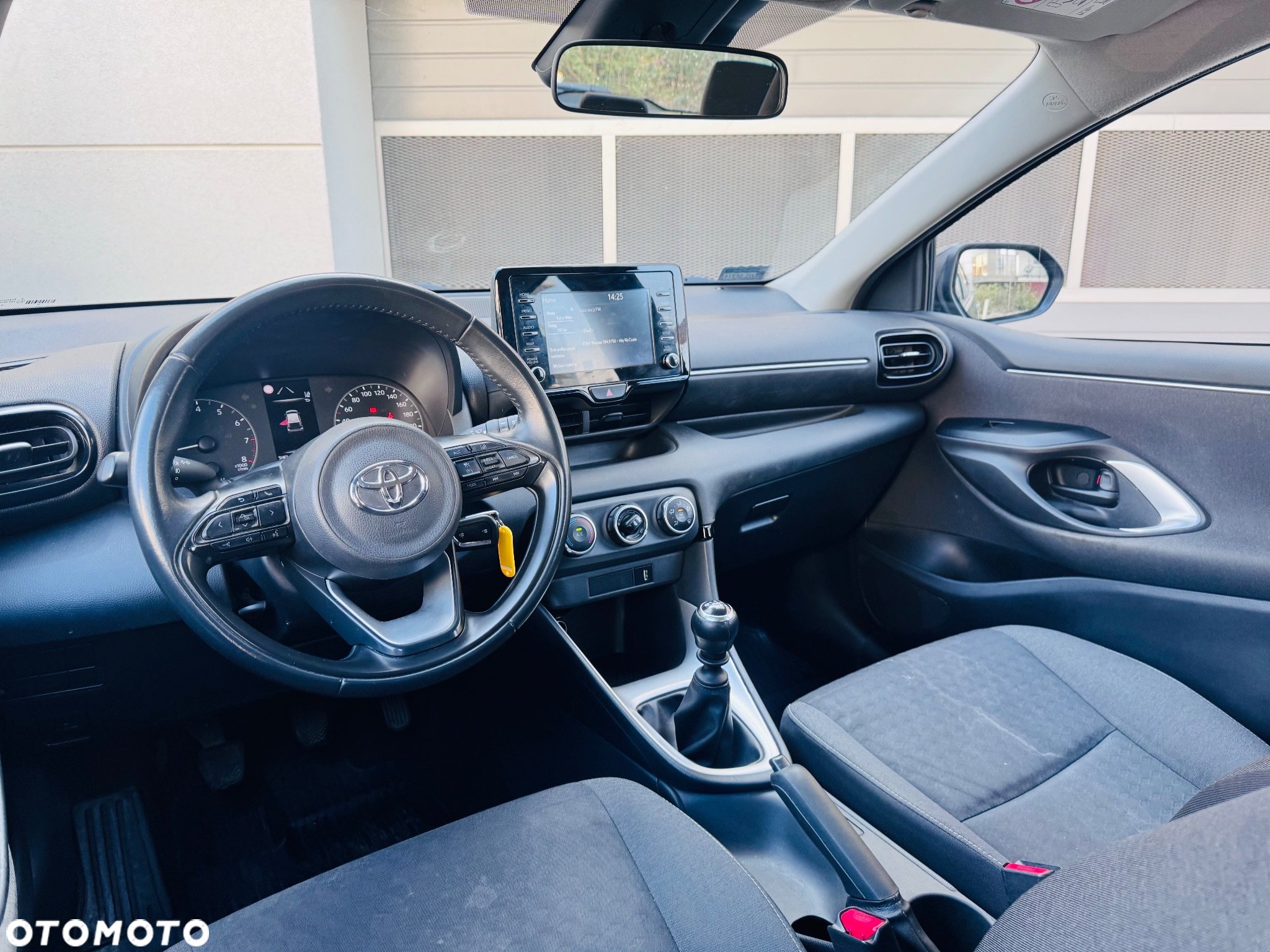 Toyota Yaris - 22