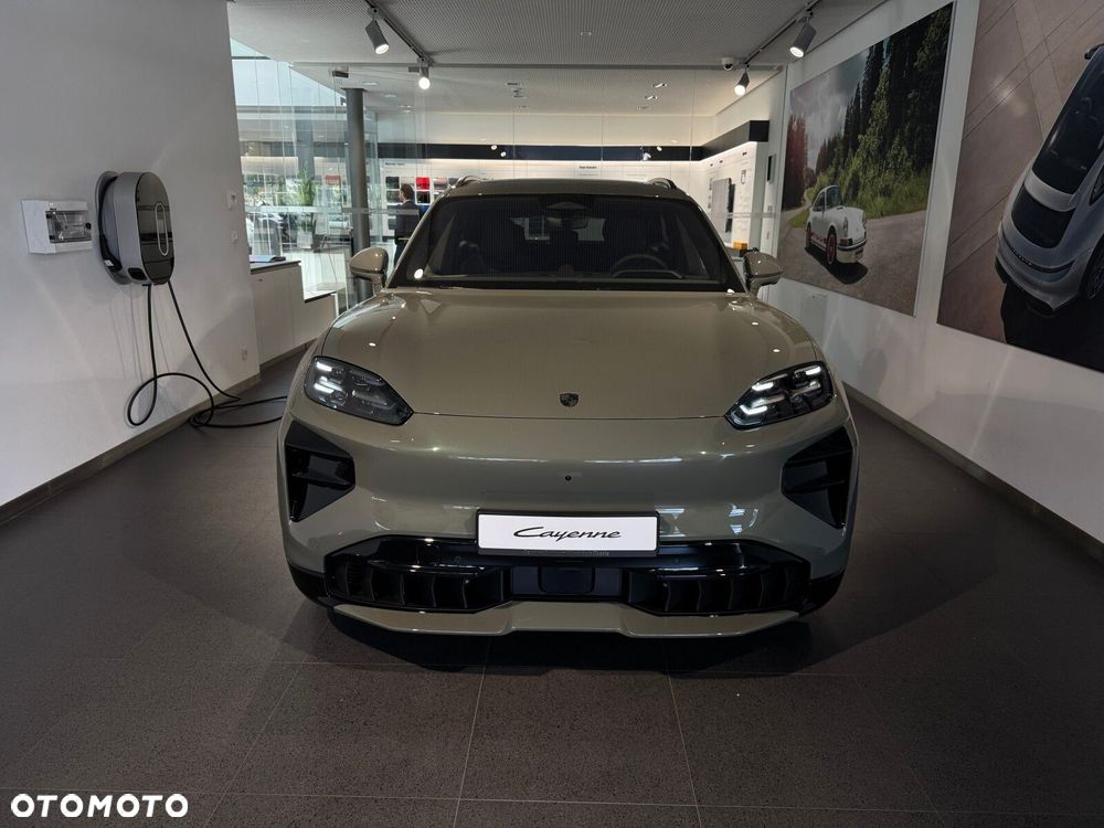 Porsche Cayenne - 2