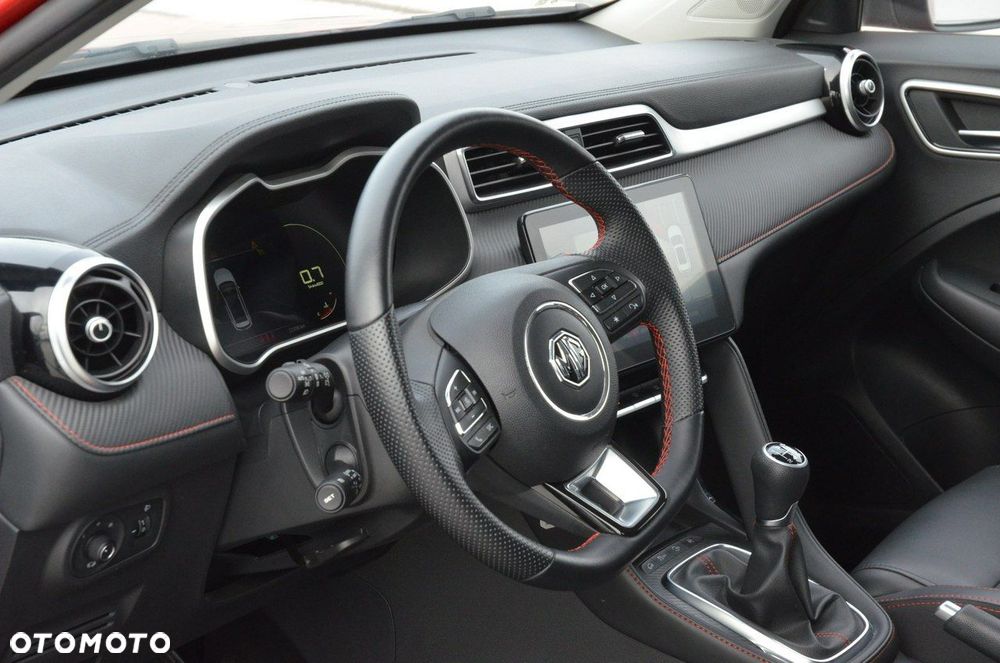 MG ZS ICE 1.5 VTI-tech Luxury - 18