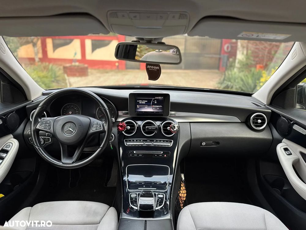 Mercedes-Benz C - 40