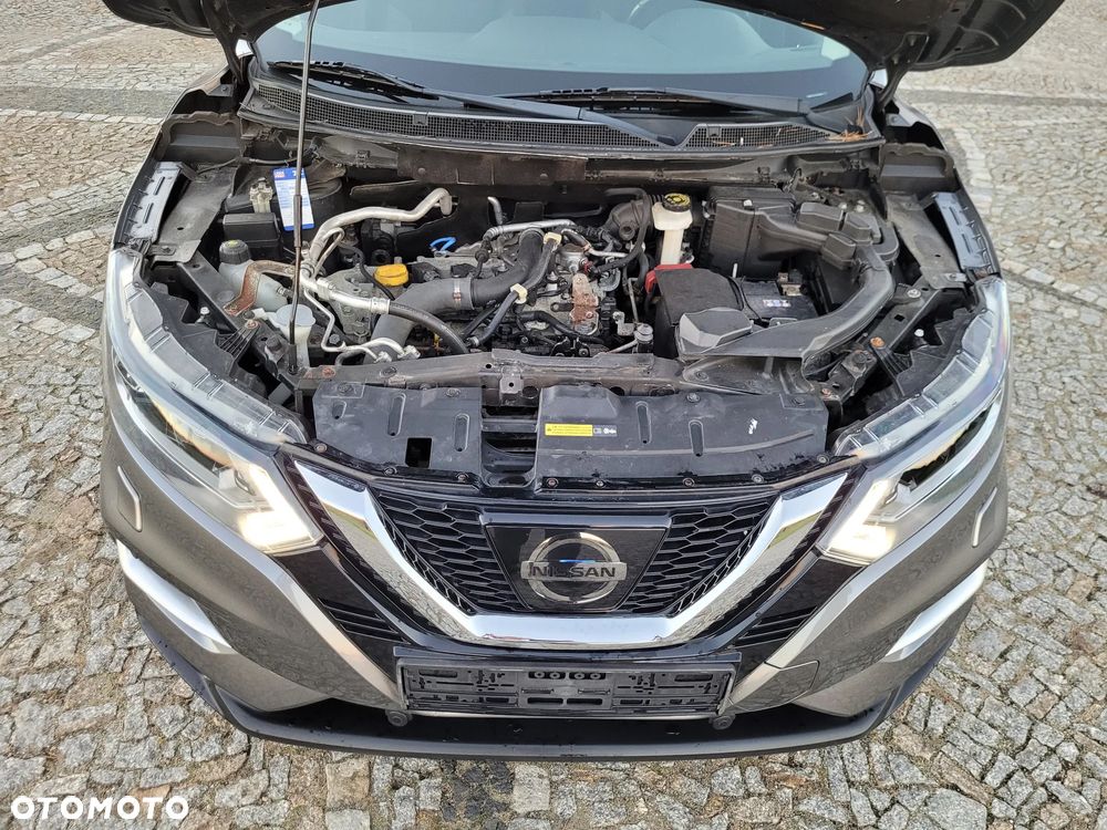 Nissan Qashqai 1.2 DIG-T N-Vision - 24