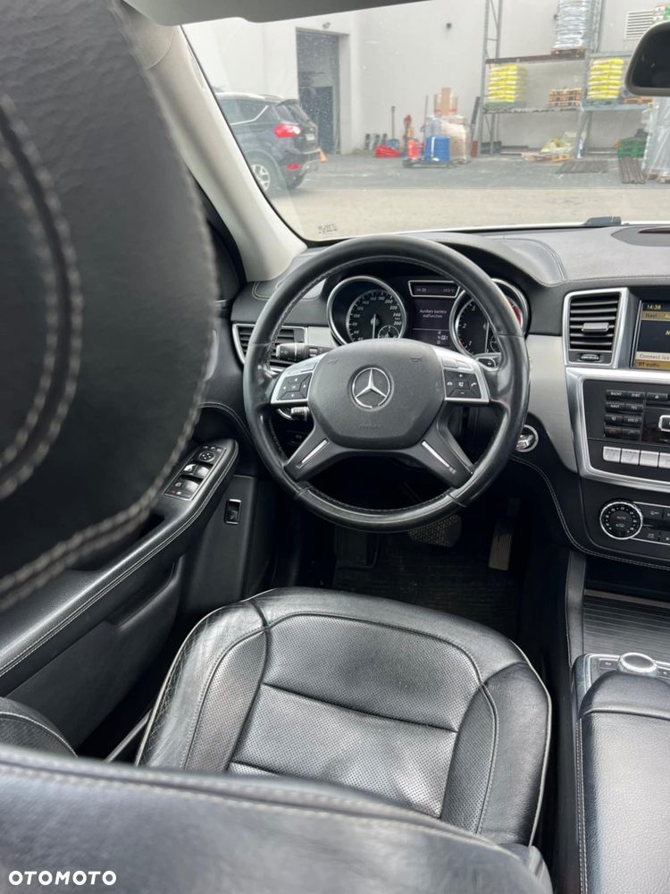 Mercedes-Benz ML - 7