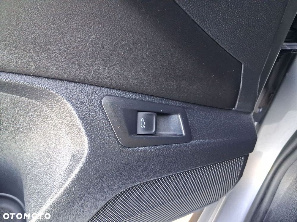 Volkswagen T-Roc 1.5 TSI Style DSG - 27