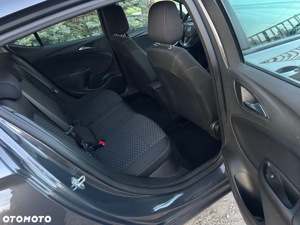 Opel Astra - 18