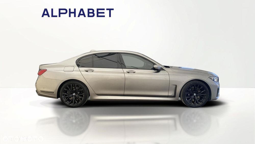 BMW Seria 7 740d xDrive mHEV sport - 6