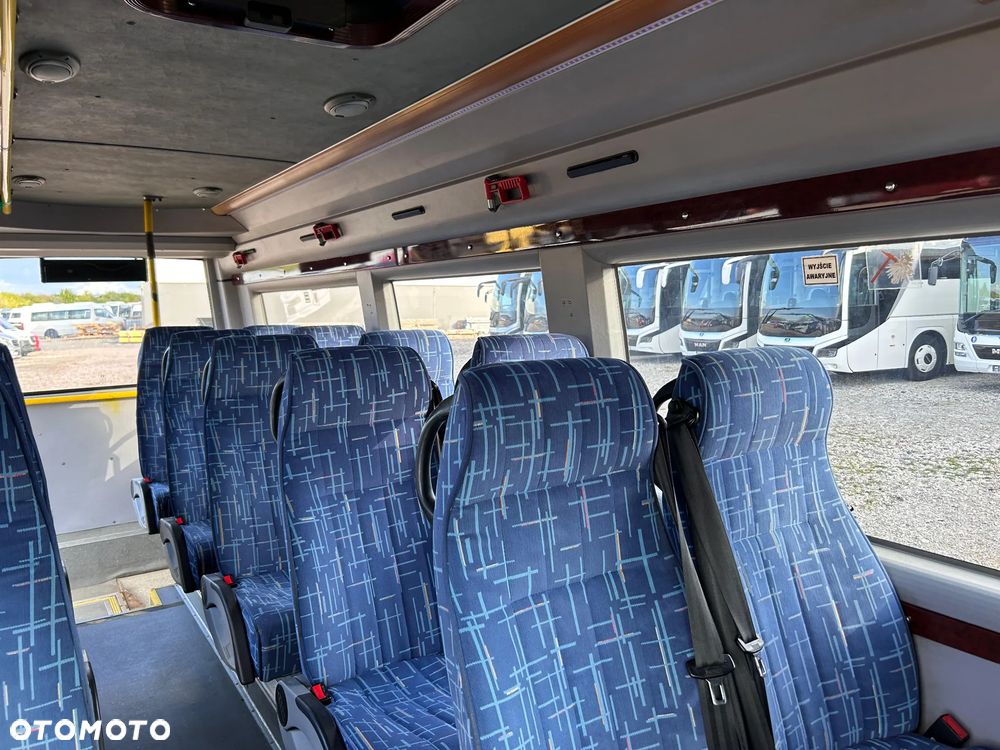 Mercedes-Benz Sprinter 519 CITY - 17