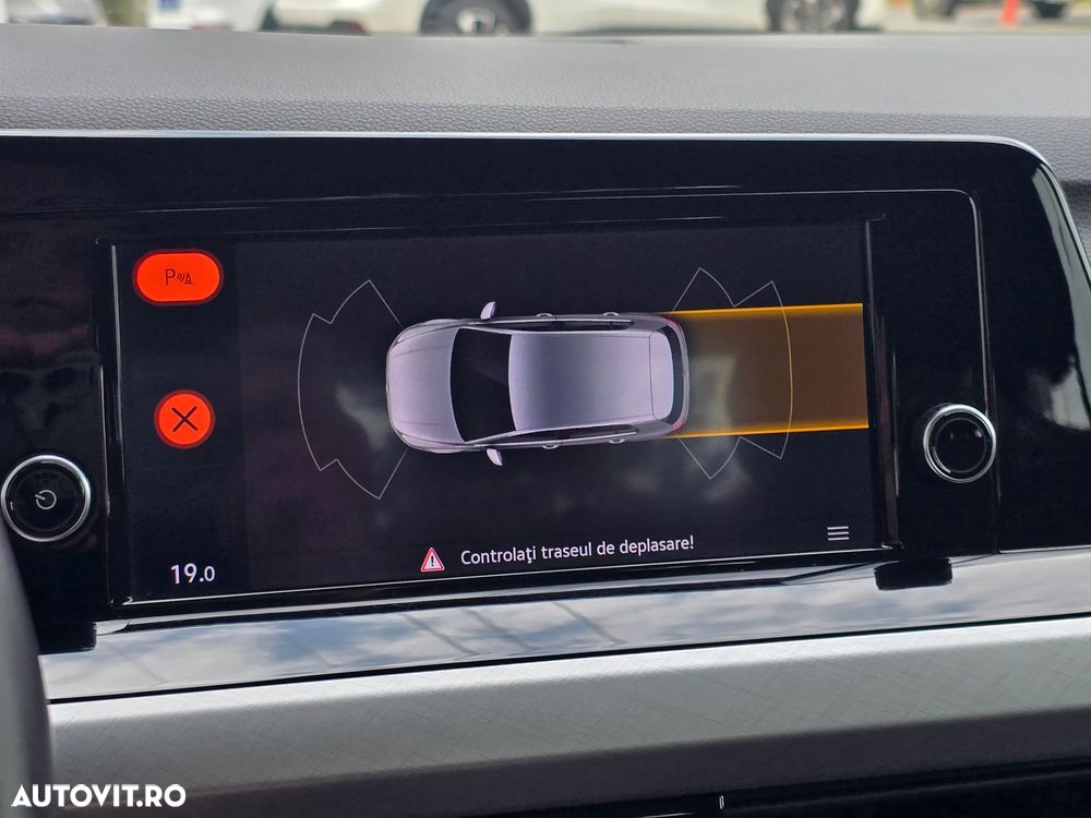 Volkswagen Golf - 27