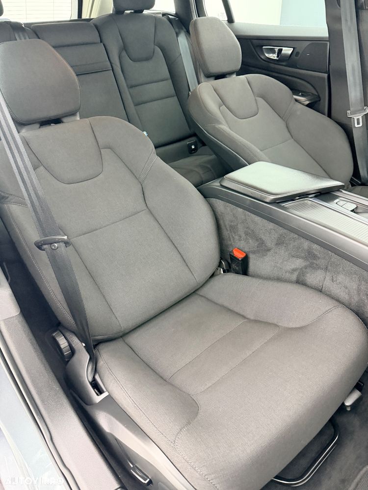 Volvo V60 D3 Momentum Core - 19