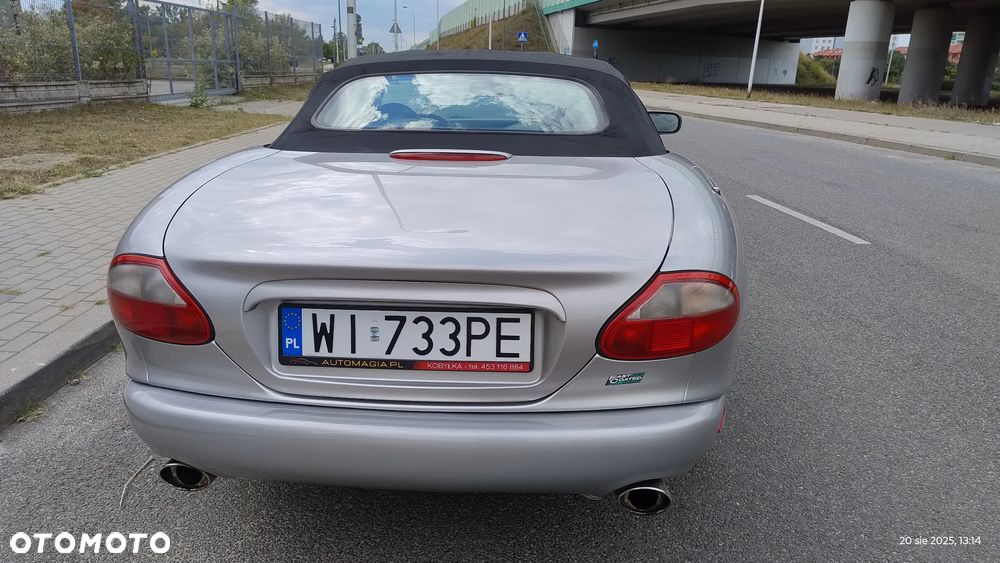Jaguar XK - 3