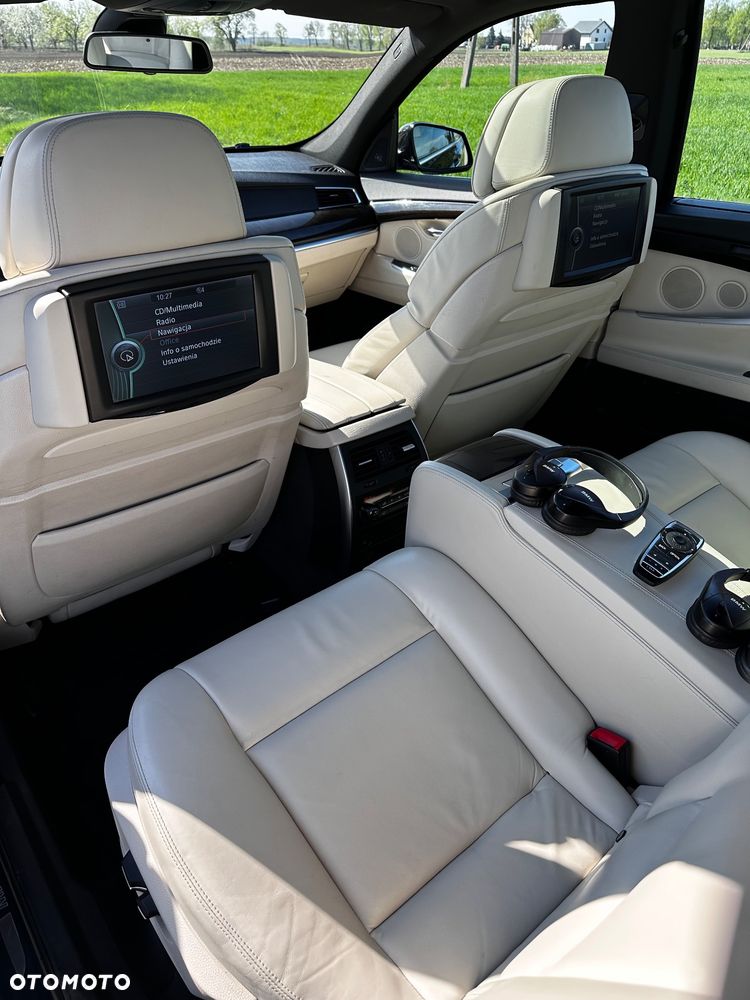 BMW 5GT 530d - 11