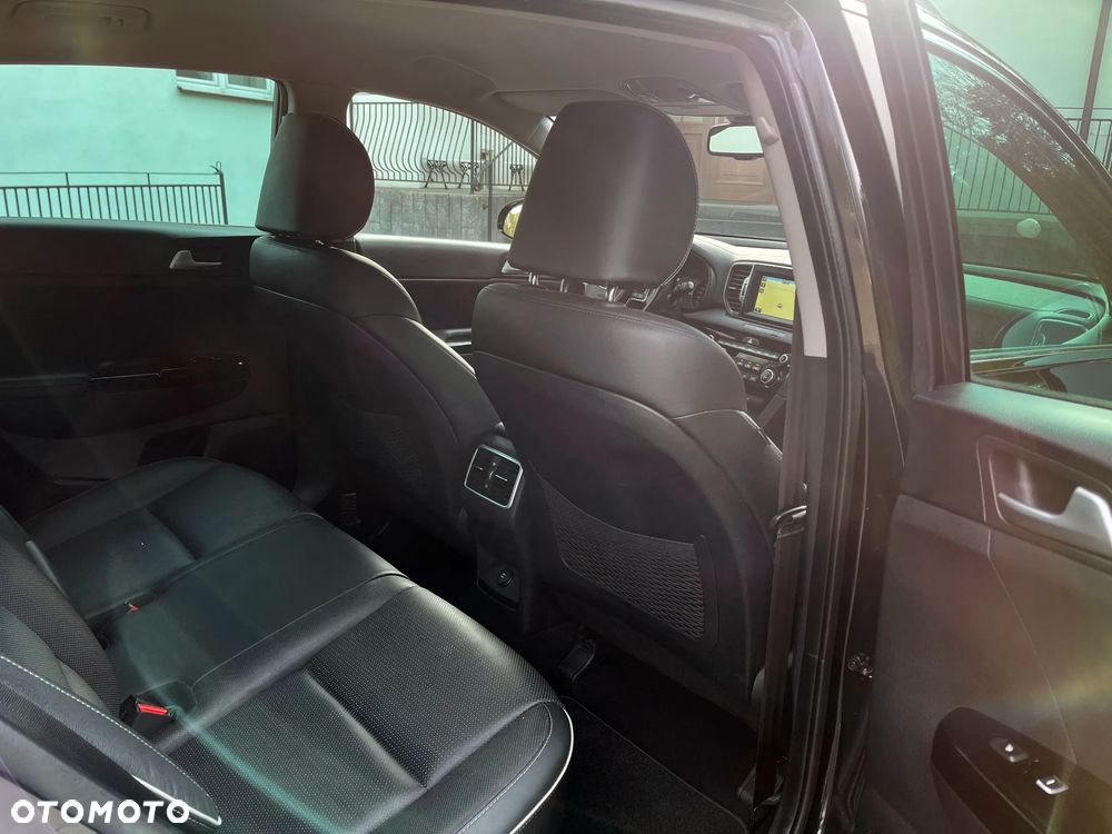 Kia Sportage - 10