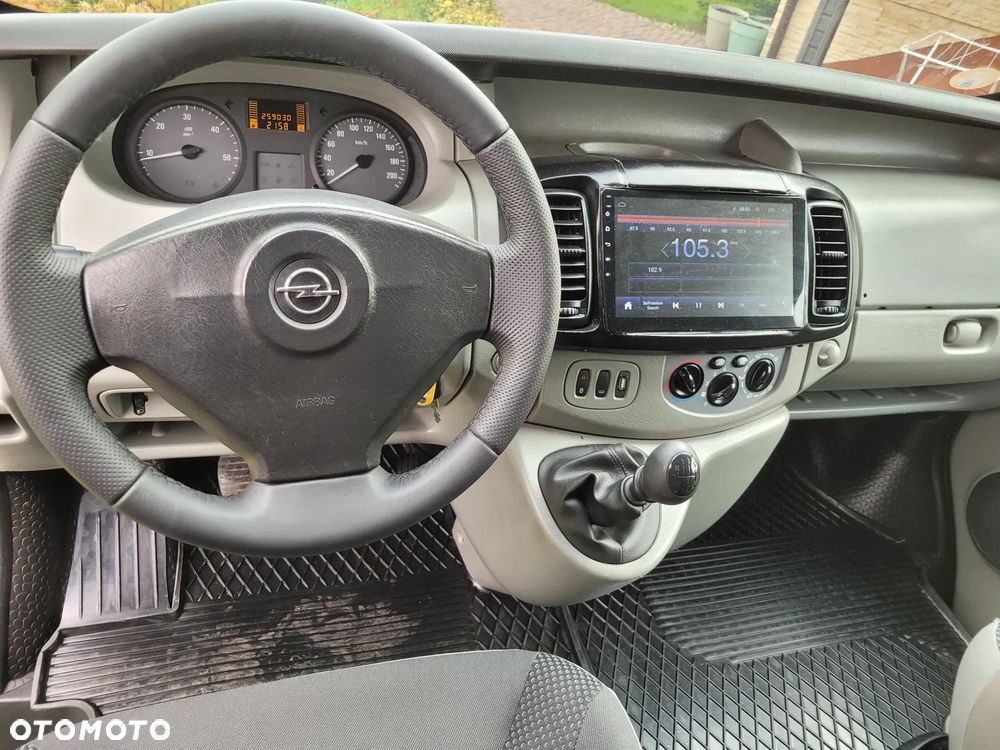 Opel VIVARO - 12