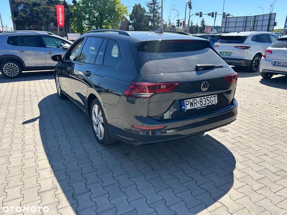 Volkswagen Golf 2.0 TDI Life Plus DSG - 9