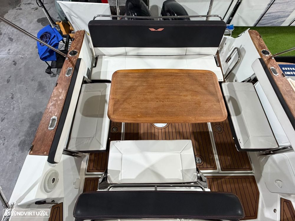 Beneteau 8.8 Sundeck - 9