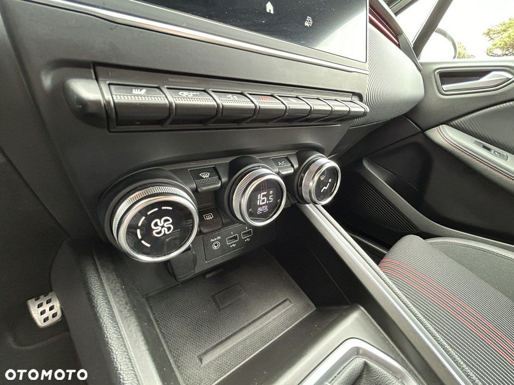 Renault Clio - 18