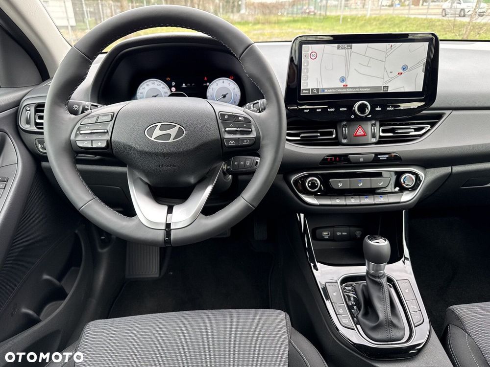 Hyundai i30 1.6 T-GDI Modern DCT - 13