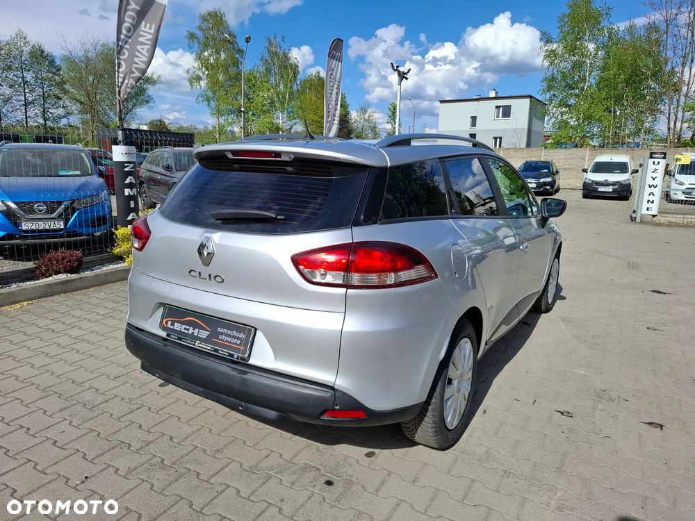 Renault Clio - 26