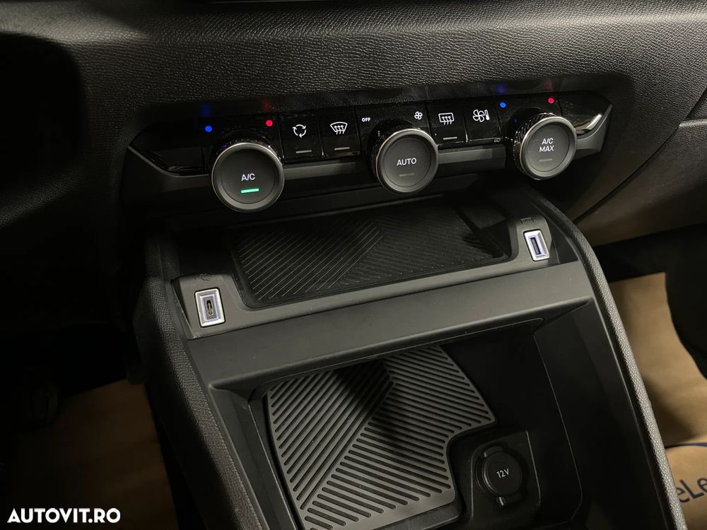 Citroën C4X PureTech 130 Stop&Start EAT8 FEEL PACK - 21