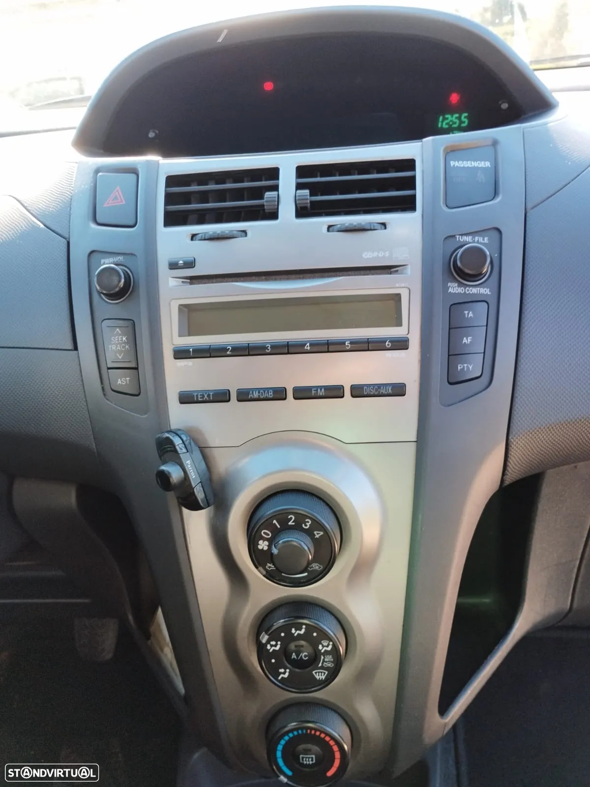 Toyota Yaris 1.4 D-4D AC - 14