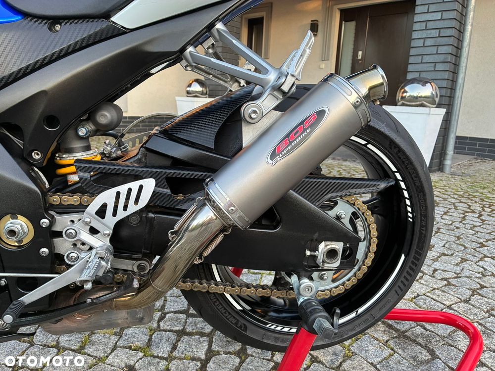 Suzuki GSX-R - 25