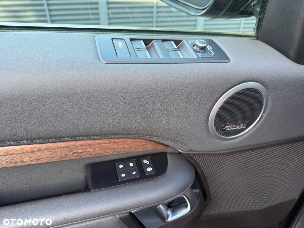 Land Rover Discovery - 26