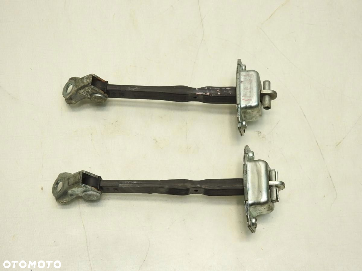 OGRANICZNIK OGRANICZNIKI DRZWI SUZUKI SWIFT IV LIFT 3D - 2