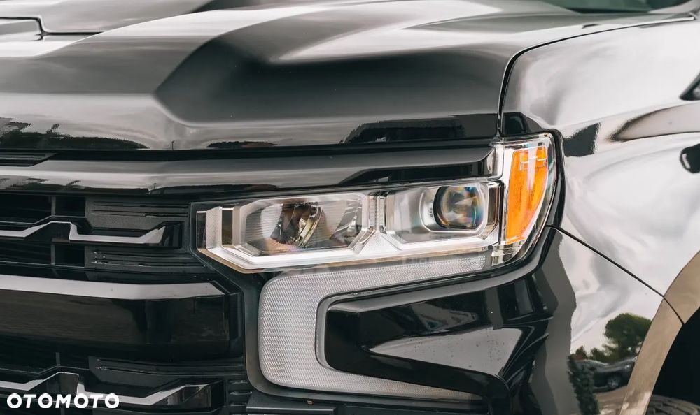 Chevrolet Silverado - 14