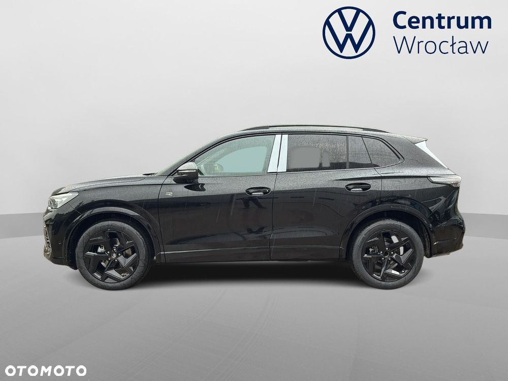 Volkswagen Tiguan - 11