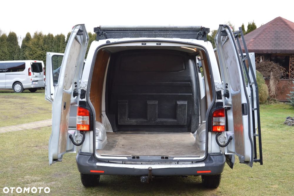 Volkswagen Transporter - 24